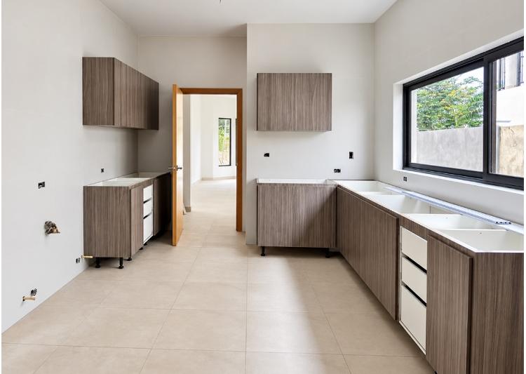 Maison à vendre à Clayton, Résidentiel Clayton Forest, 352 m² construits et 528 m² de terrain (5/16)