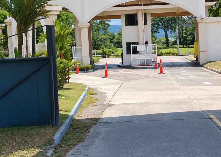 Venta de terreno en Cerro Viento, Club de Golf de Panamá, 883 m² (12/16)